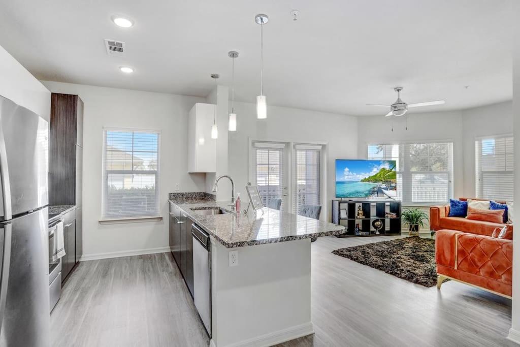 2-Bedroom Eccentric Oasis Tampa Exterior foto